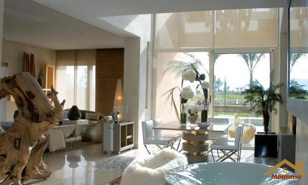 Villa contemporaine front golf