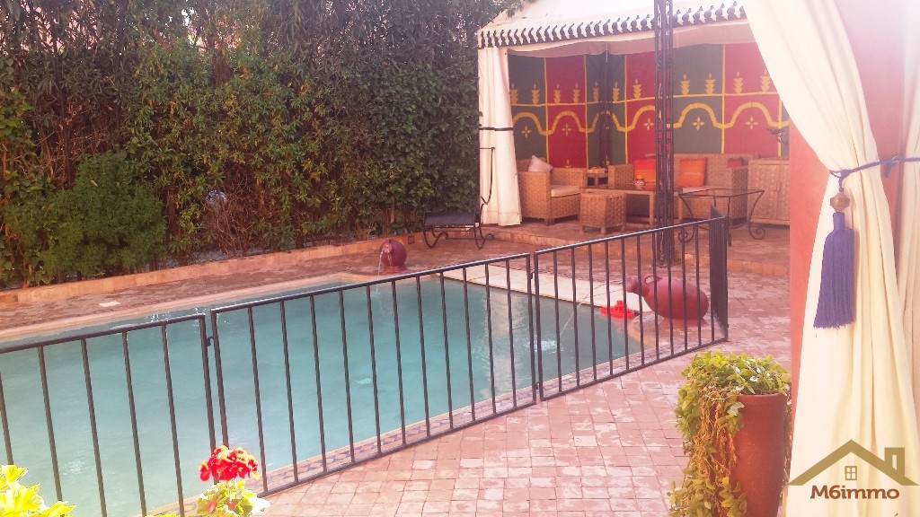 Villa avec piscine privative